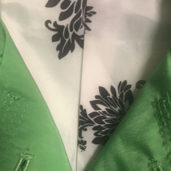 Beautiful green 😄Relativity😃trench coat size large for women - Picture 4 of 16